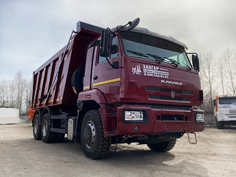 Самосвал КАМАЗ 6520 со спальным местом_1